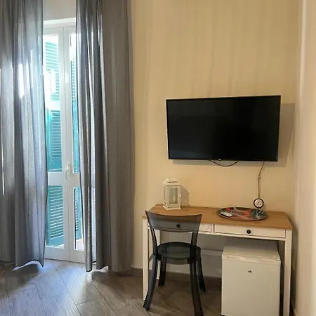 Dimora Elena Guest house