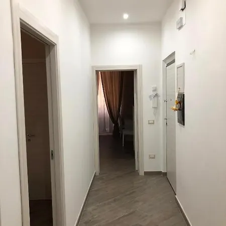 Dimora Elena بيت ضيافة